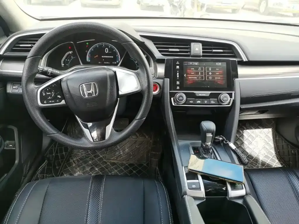 Honda Civic — фото 8