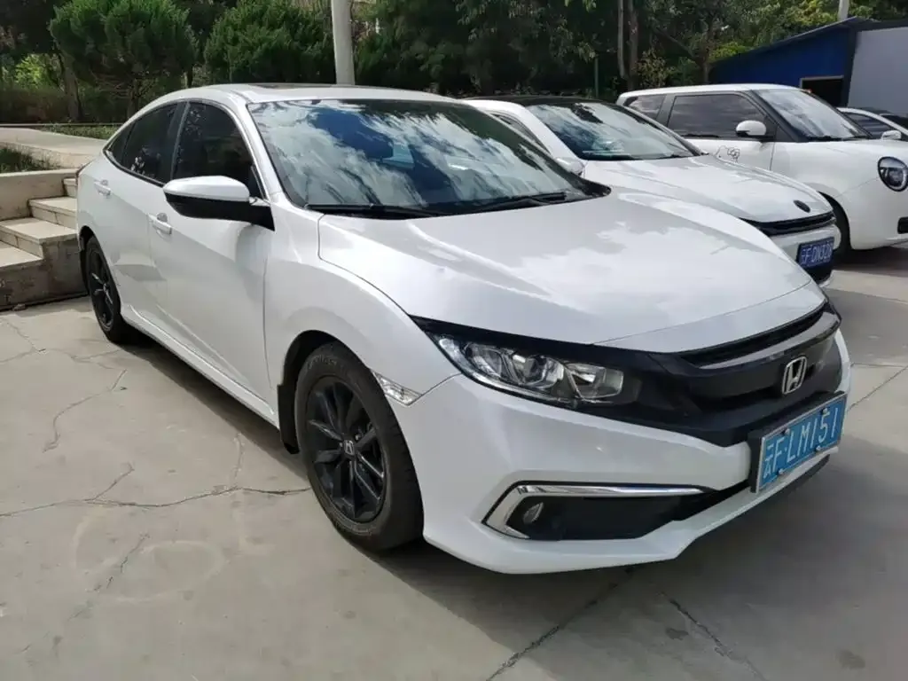 Honda Civic — фото 4