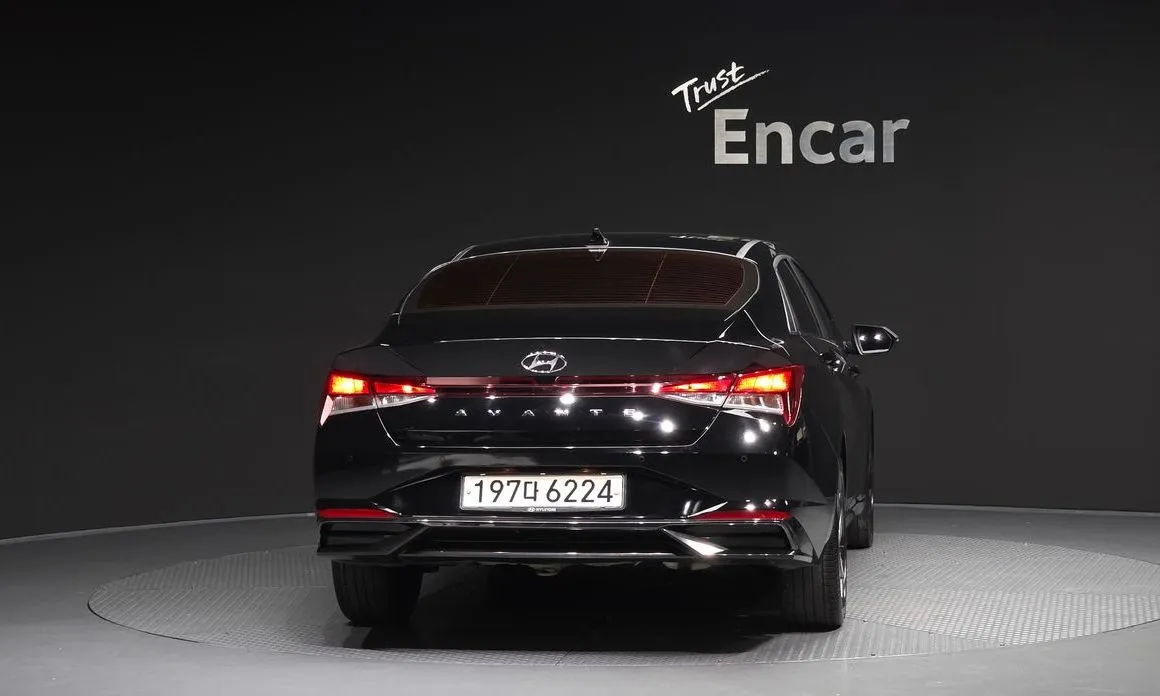 Hyundai AVANTE 2021 из KR, фото 3
