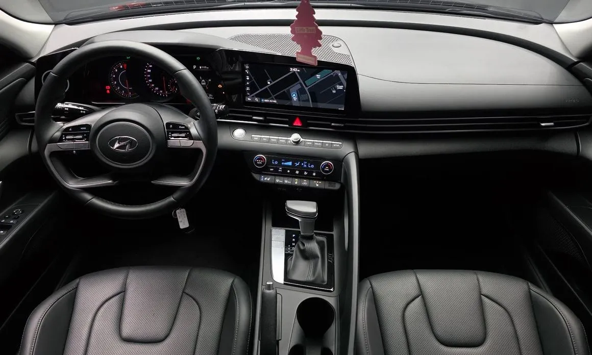 Hyundai AVANTE 2021 из KR, фото 9
