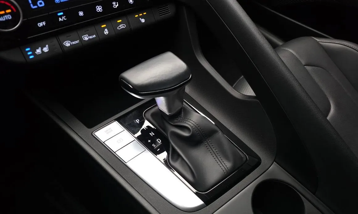 Hyundai AVANTE 2021 из KR, фото 8