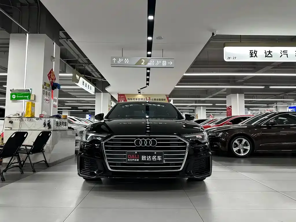 Audi A6L 2021 из CN, фото 9