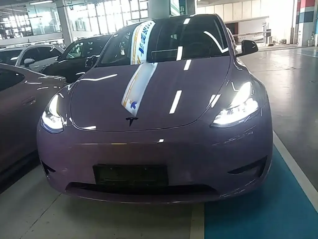 Tesla Model Y — фото 4