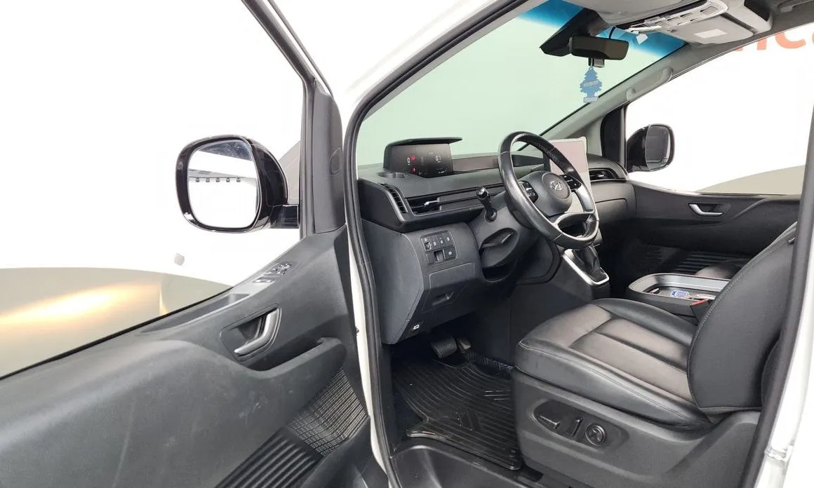 Hyundai Staria 2023 из KR, фото 5