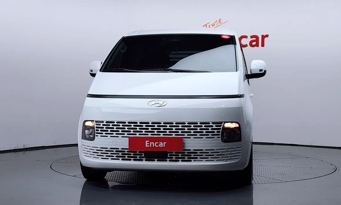 Hyundai Staria 2023 из KR, фото 3