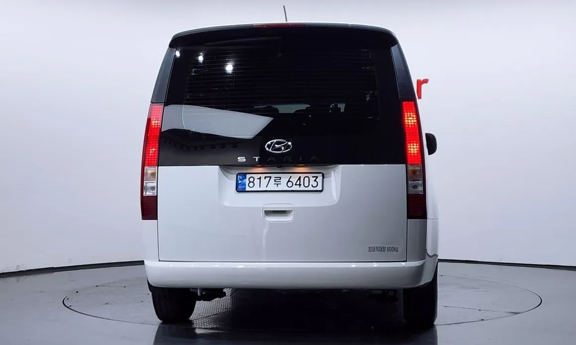 Hyundai Staria 2023 из KR, фото 4