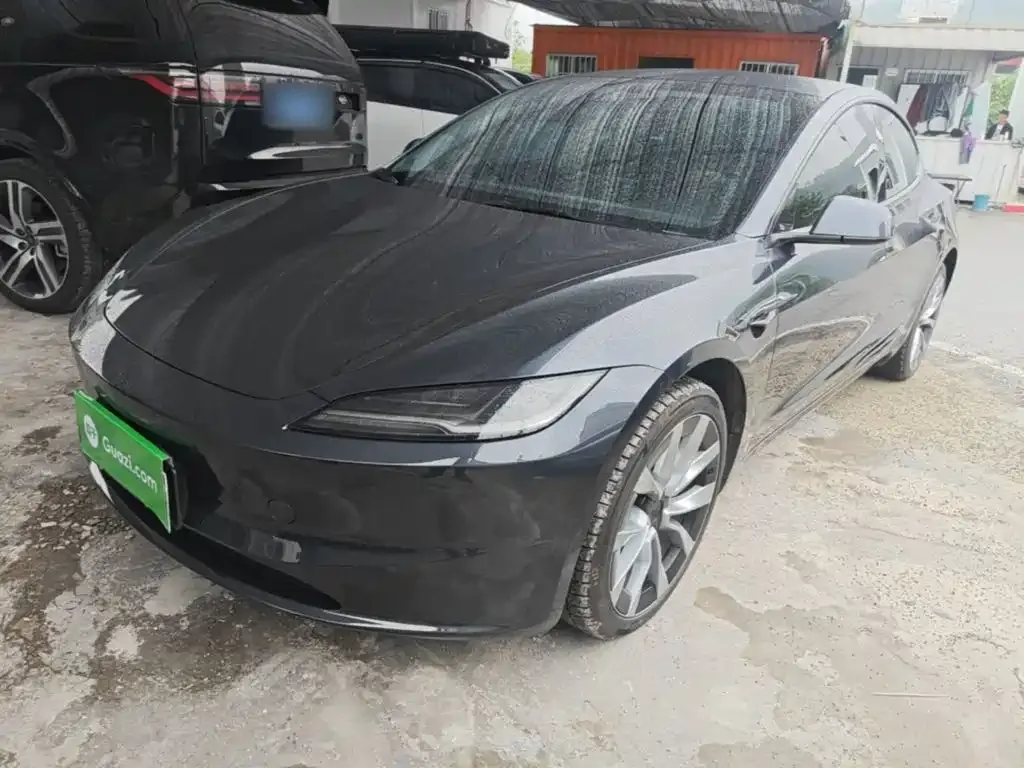 Tesla Model 3 — фото 5