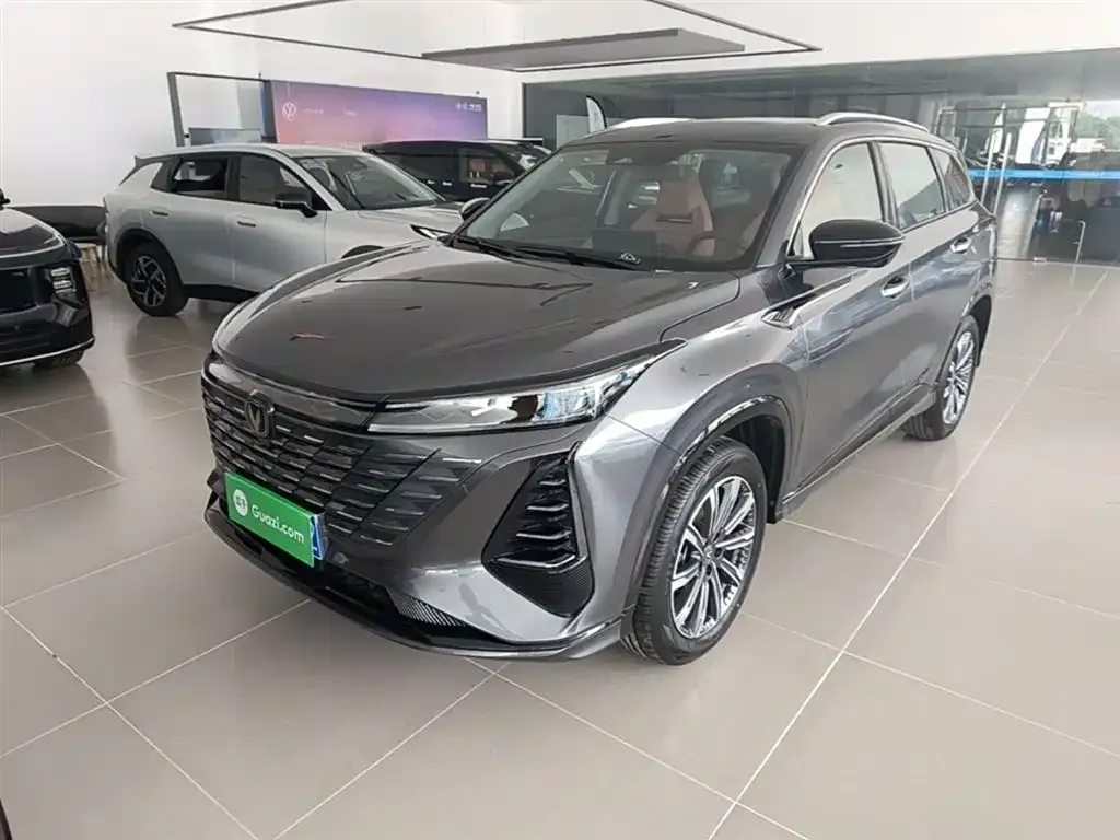 Changan CS75PLUS — фото 1