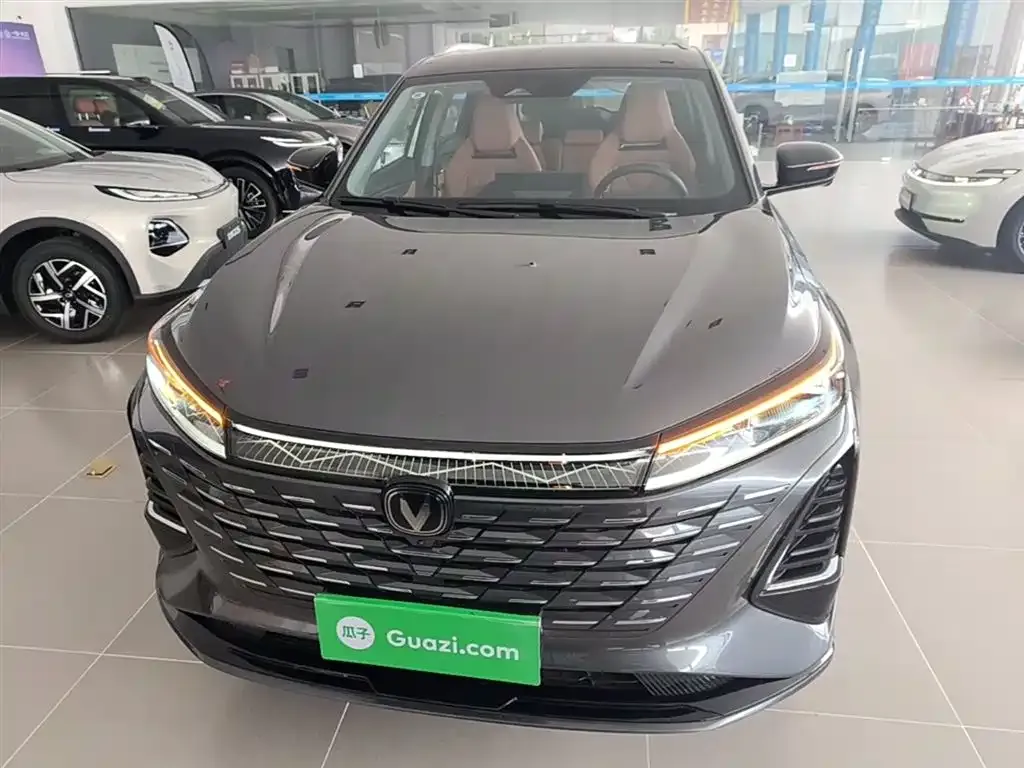 Changan CS75PLUS — фото 10