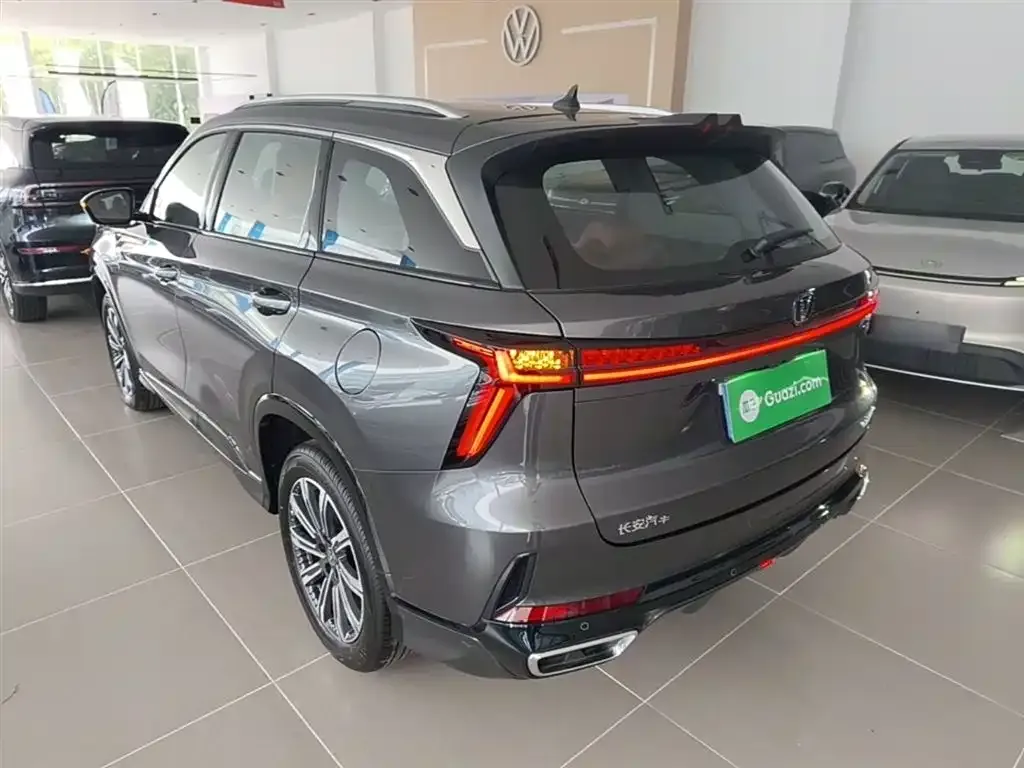 Changan CS75PLUS — фото 4