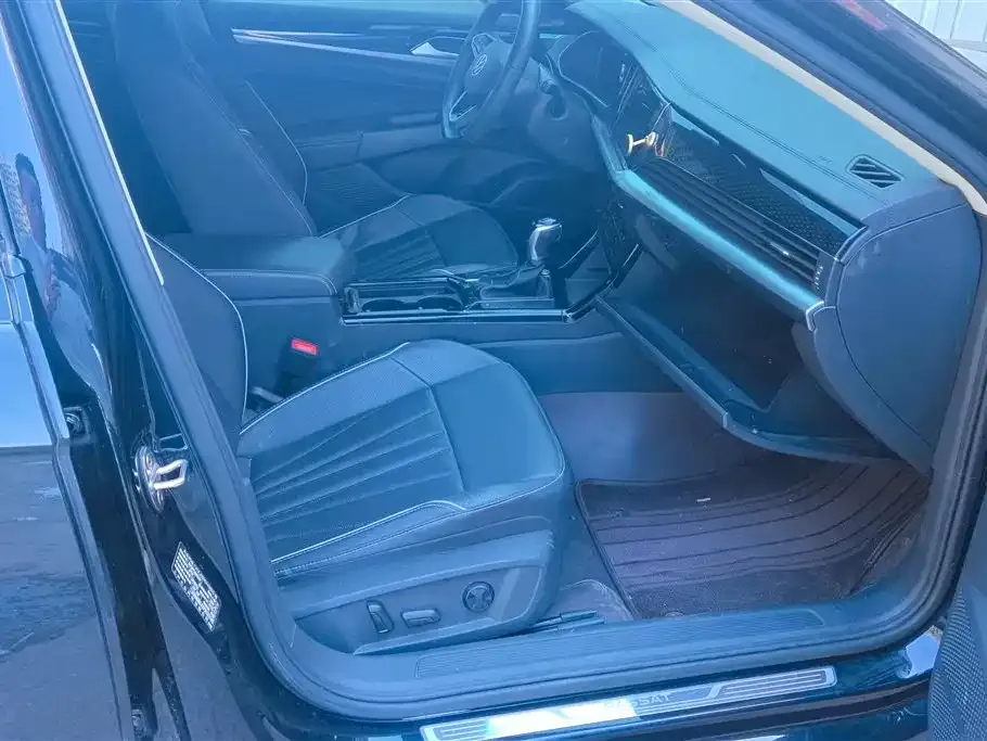 Volkswagen Passat — фото 10