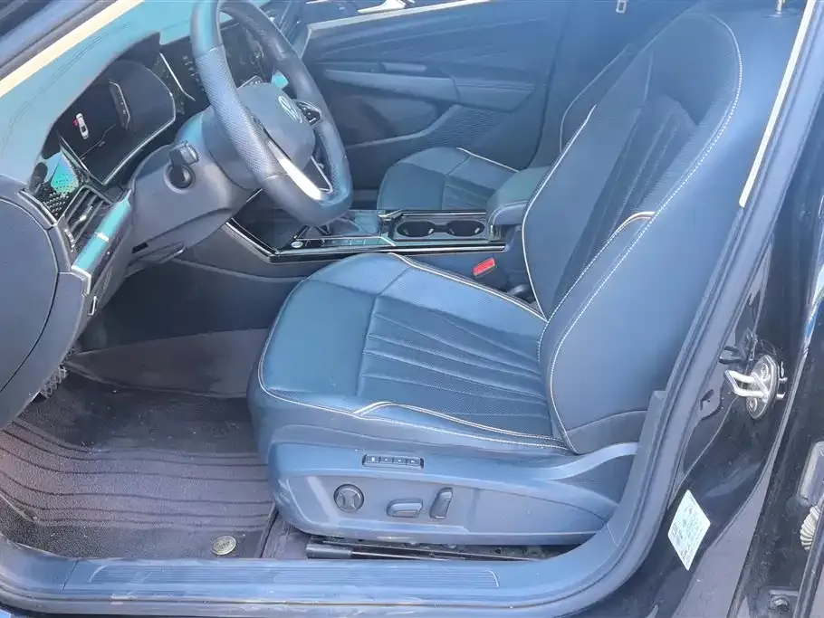 Volkswagen Passat — фото 8