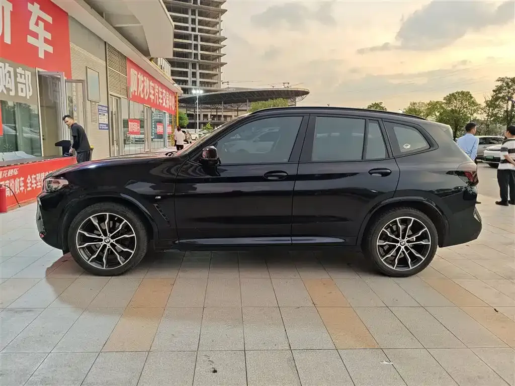 BMW X3 — фото 9