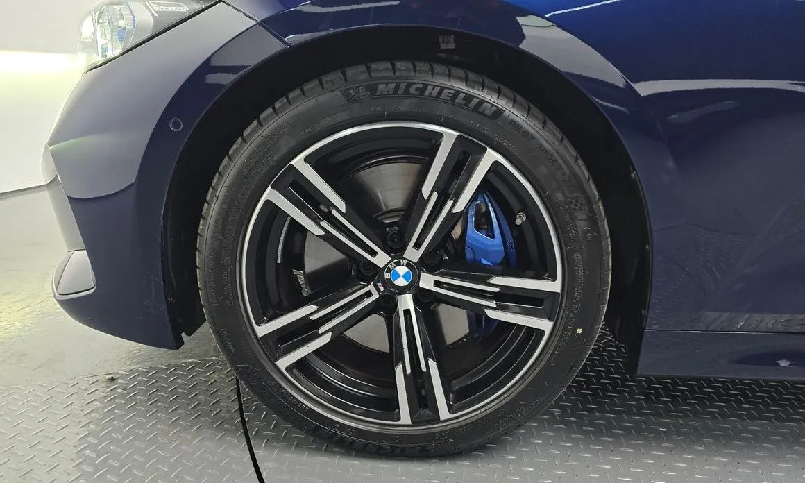 BMW 3-Series 2025 из KR, фото 8