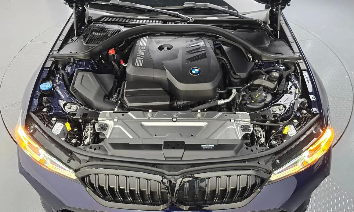 BMW 3-Series 2025 из KR, фото 10