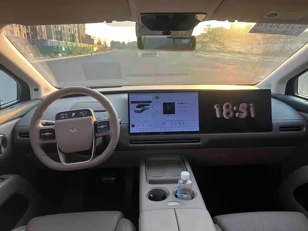 Li Auto i8 2025 из CN, фото 3