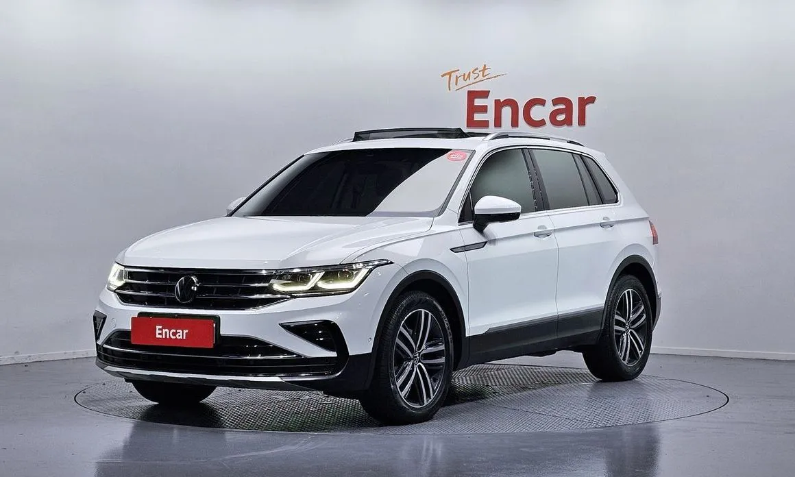 Volkswagen Tiguan — фото 1
