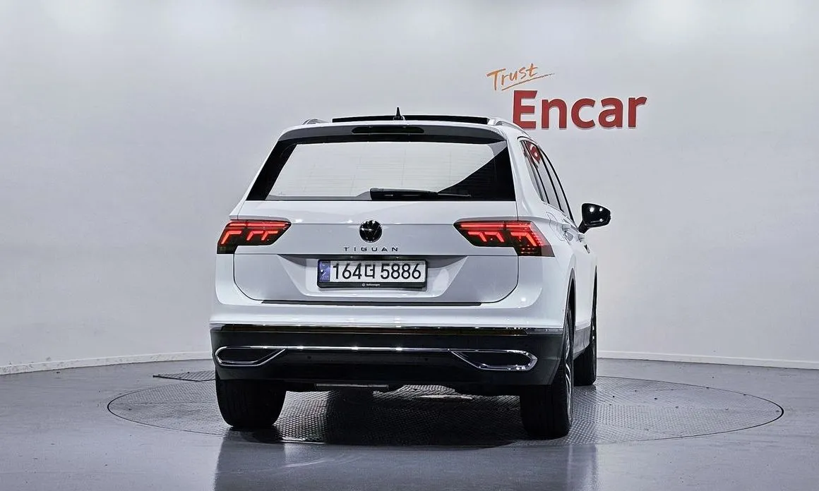 Volkswagen Tiguan — фото 3