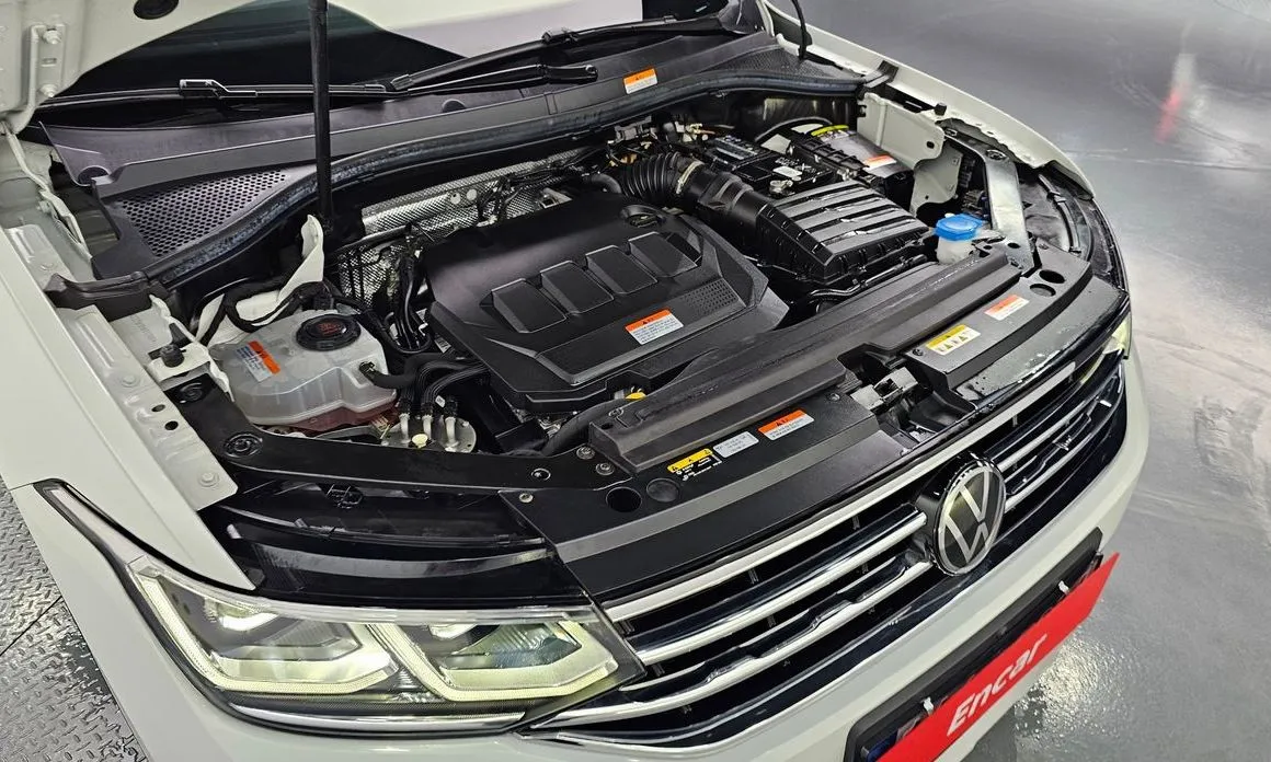 Volkswagen Tiguan — фото 7