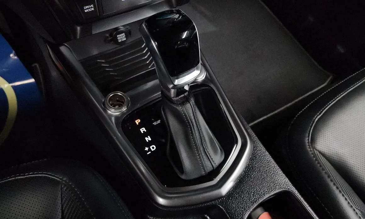 KG Mobility (Ssangyong) TIBOLI 2022 из KR, фото 6