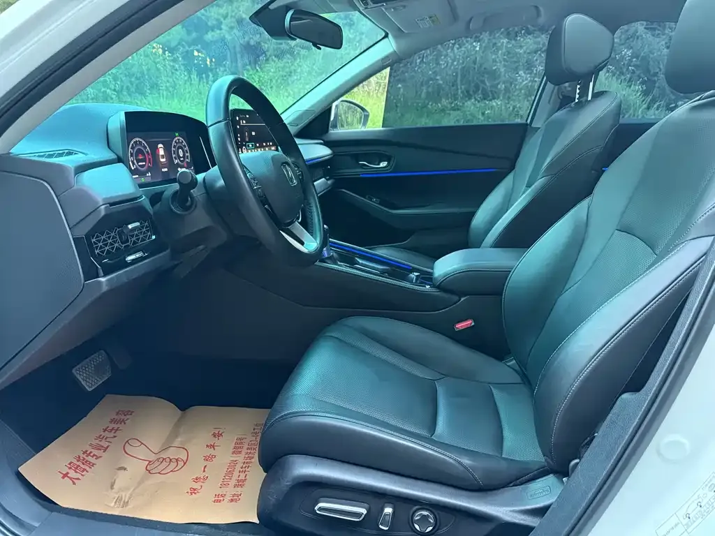 Honda Accord — фото 6