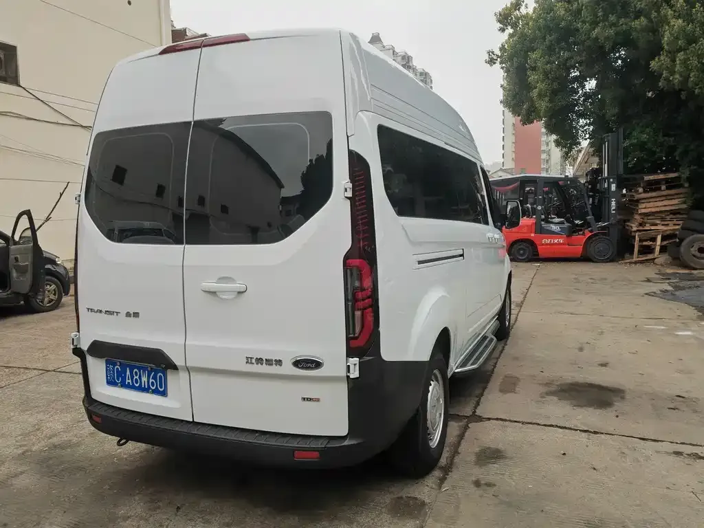 Ford Transit 2025 из CN, фото 4