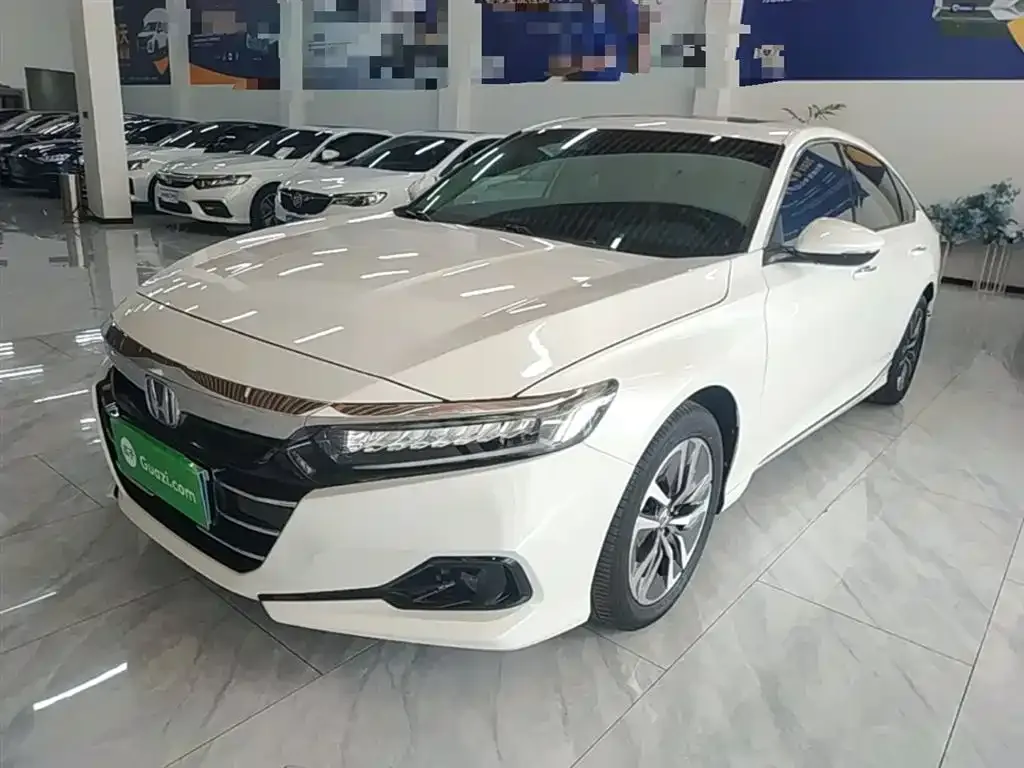 Honda Accord — фото 1