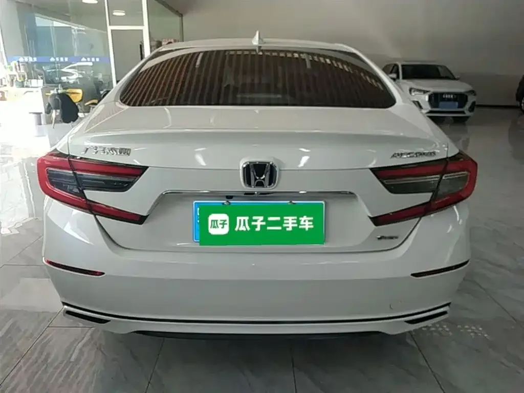 Honda Accord — фото 2