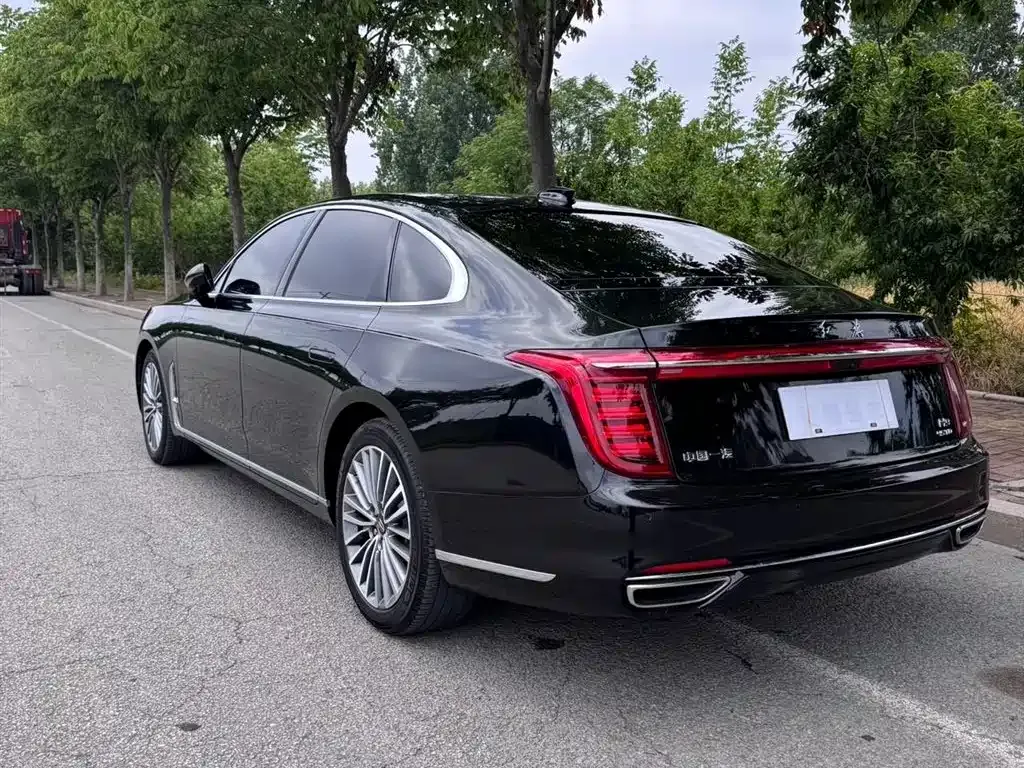 Hongqi H9 — фото 9