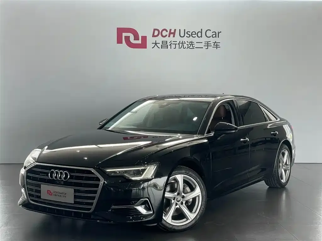 Audi A6L — фото 1