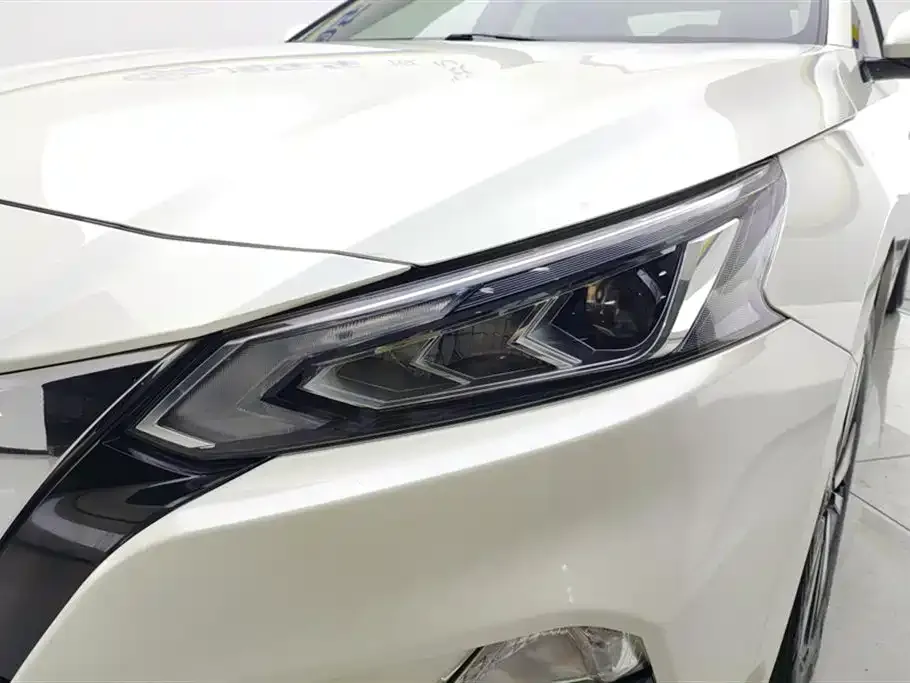 Nissan Teana — фото 8