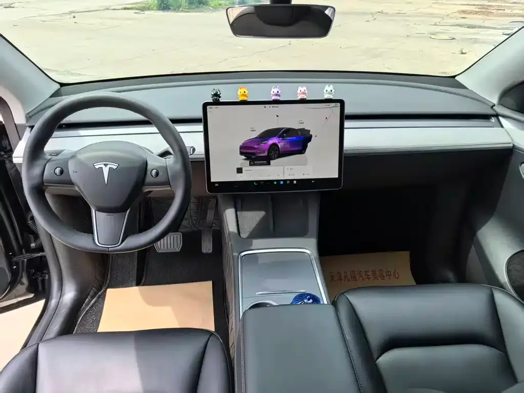 Tesla Model Y — фото 5