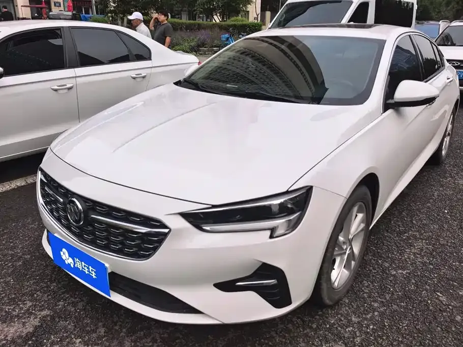 Buick Regal — фото 1