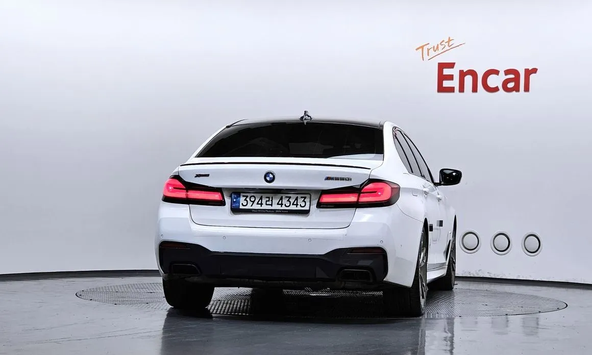BMW 5-Series — фото 4
