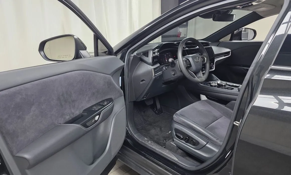Lexus RZ 2023 из KR, фото 7