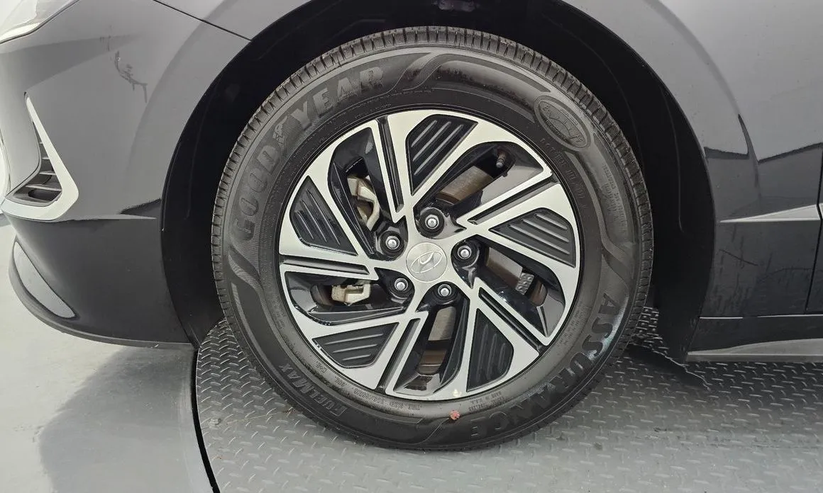 Hyundai Sonata 2023 из KR, фото 6
