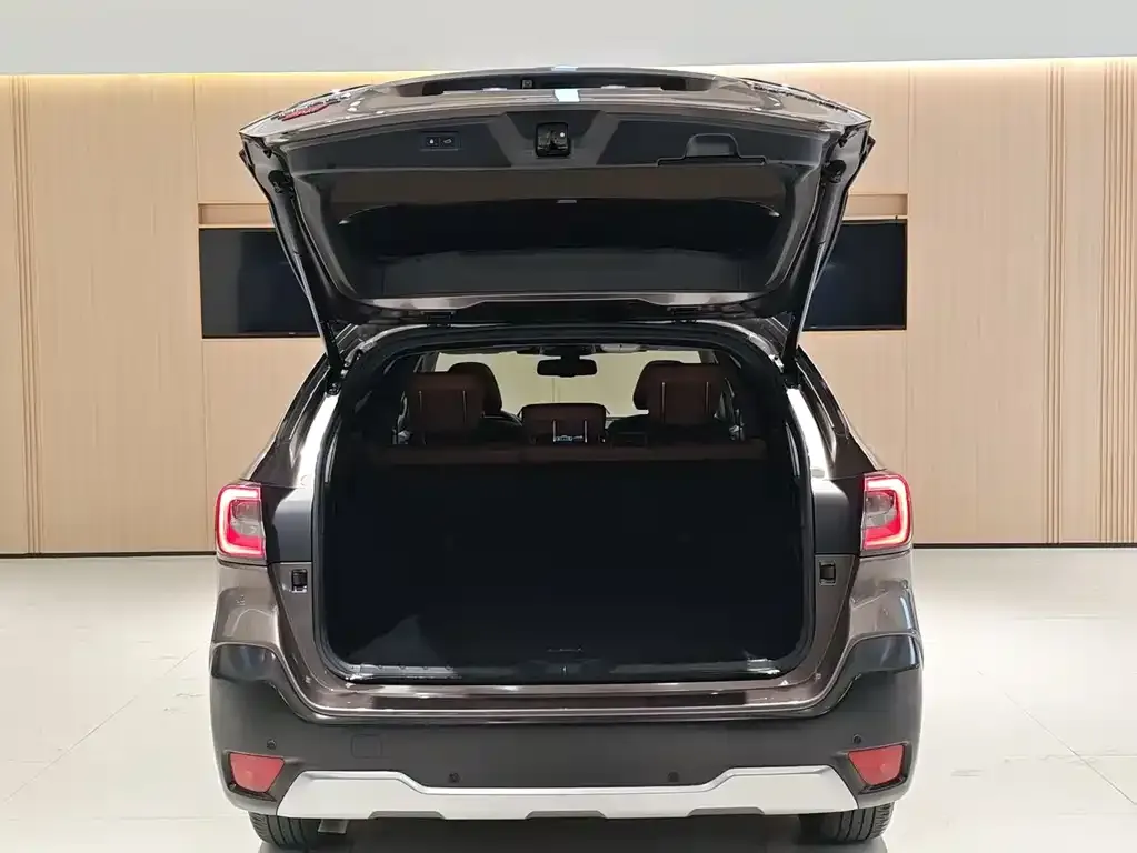 Subaru Outback 2022 из CN, фото 2