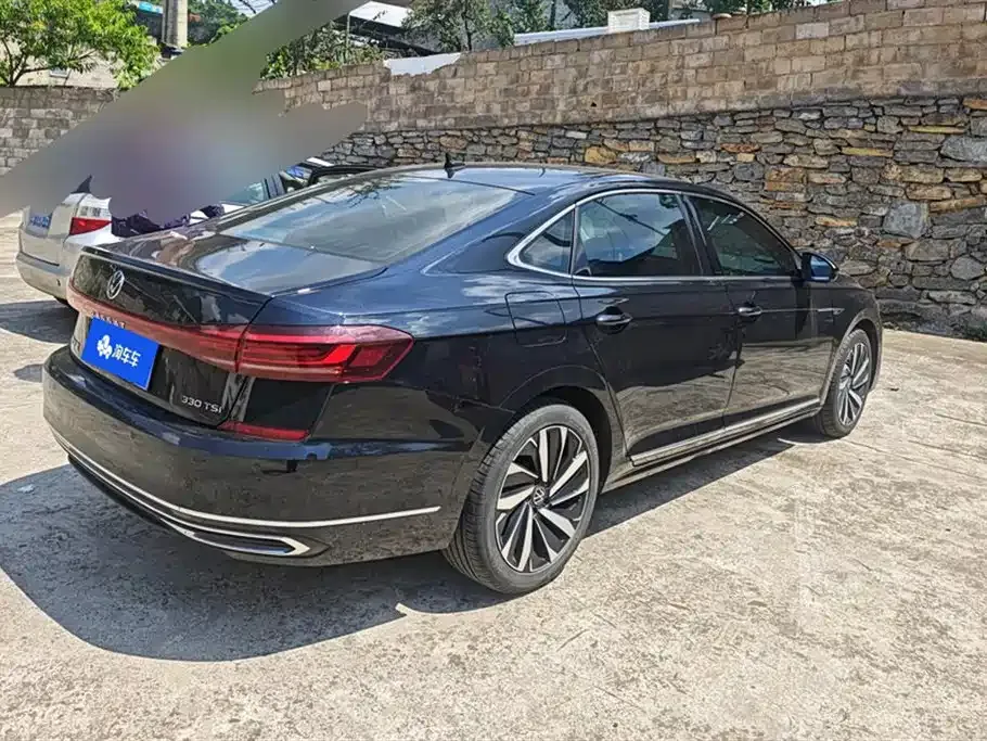 Volkswagen Passat — фото 9