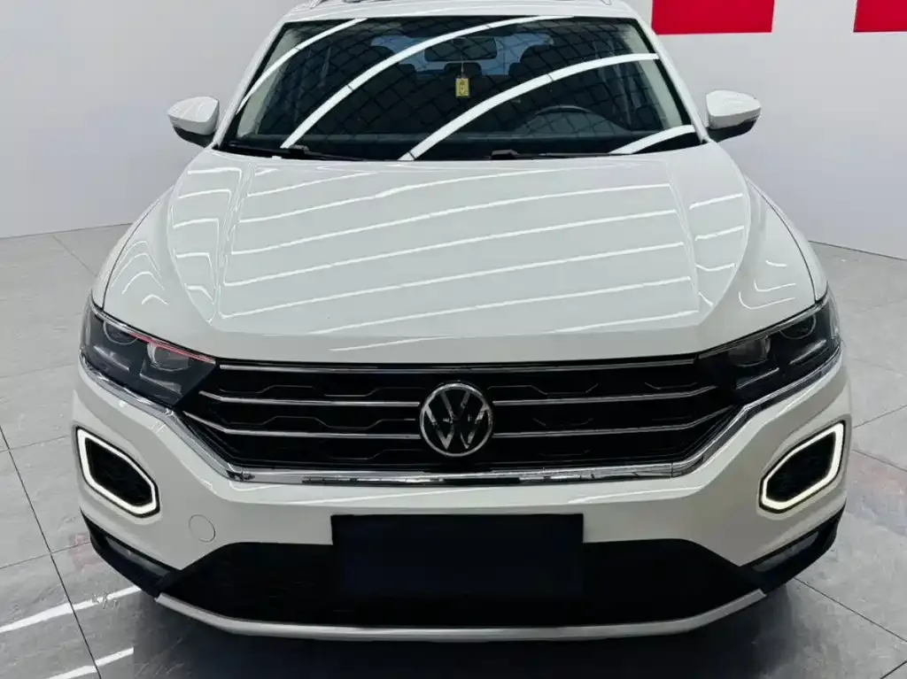 Volkswagen T-Roc — фото 2