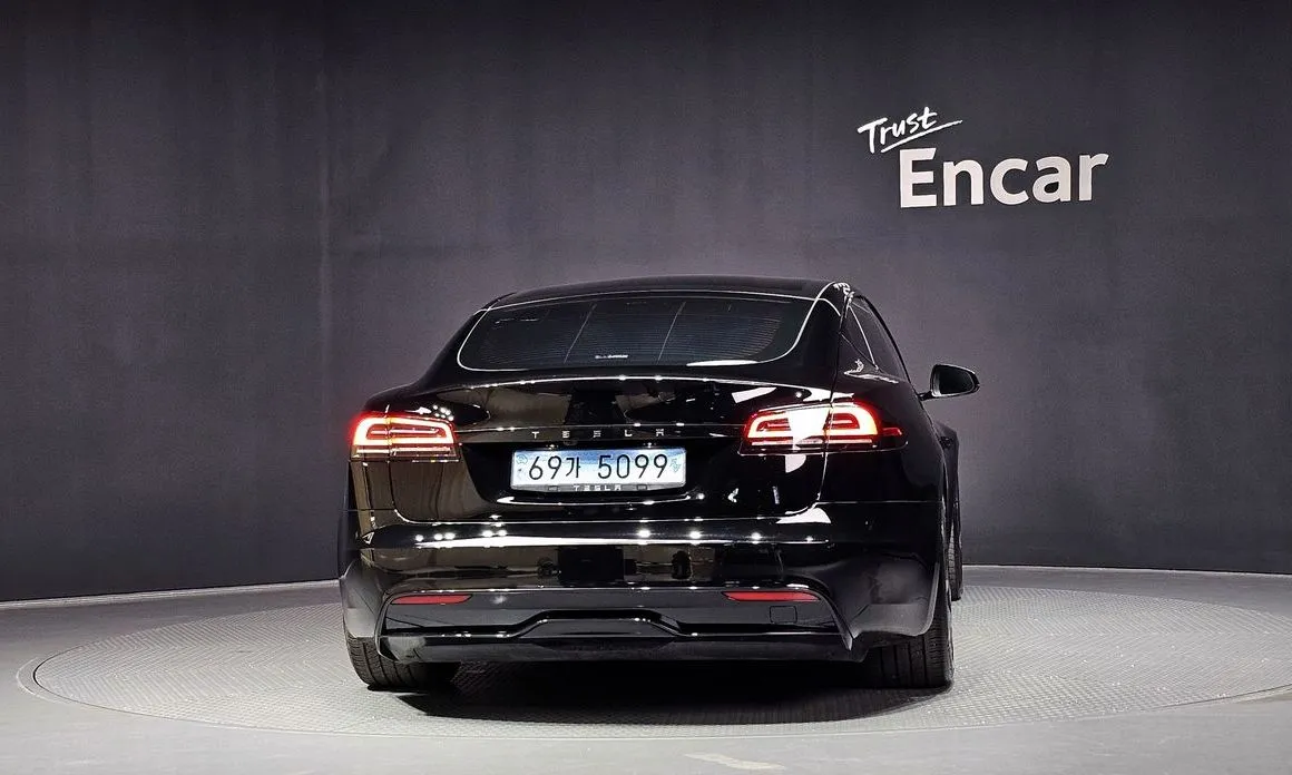 Tesla Model S 2023 из KR, фото 2