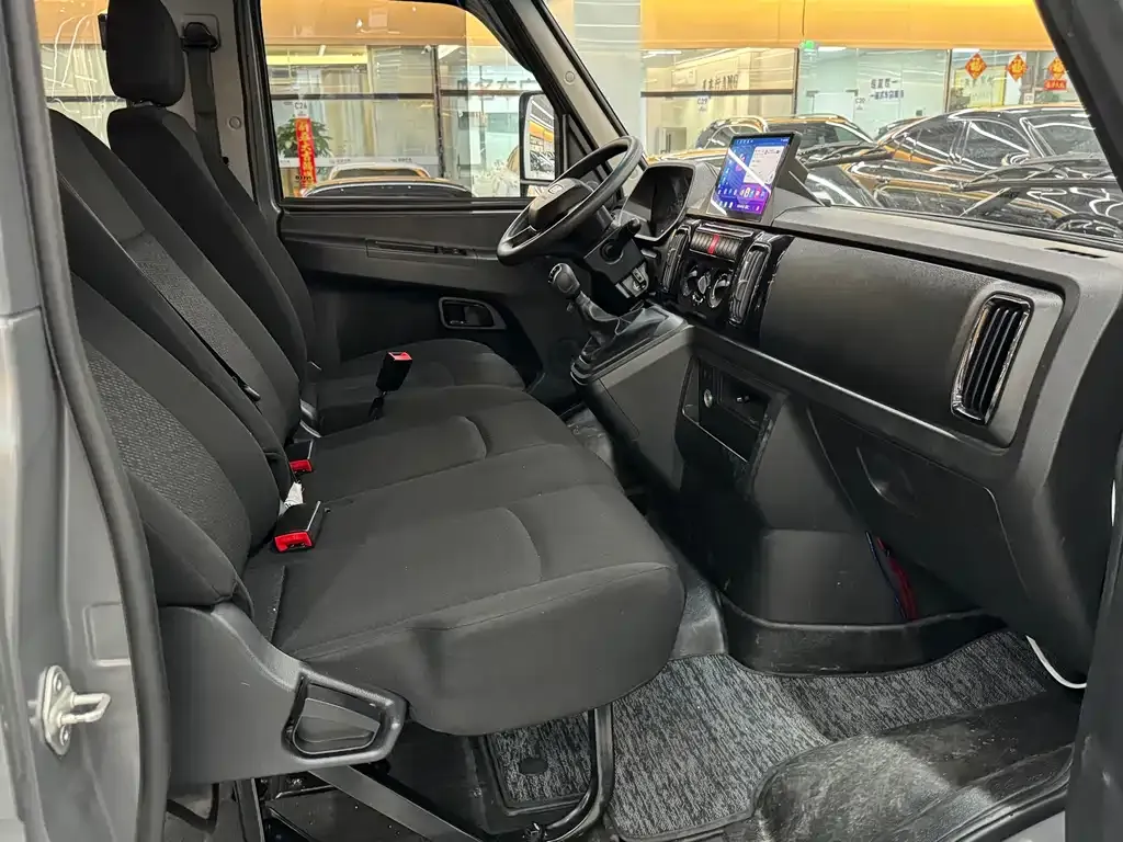 IVECO Daily 2024 из CN, фото 9