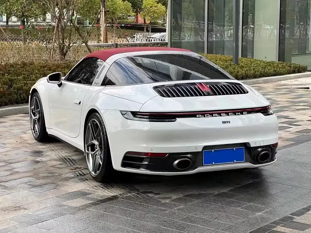 Porsche 911 2021 из CN, фото 8