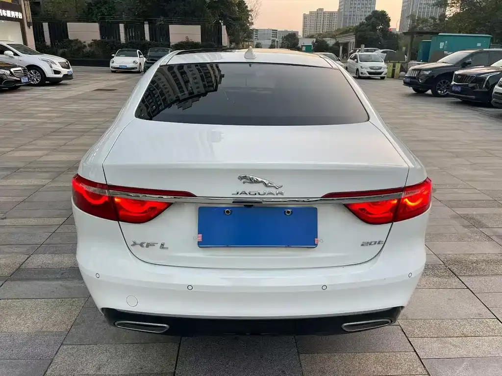 Jaguar XFL 2021 из CN, фото 6