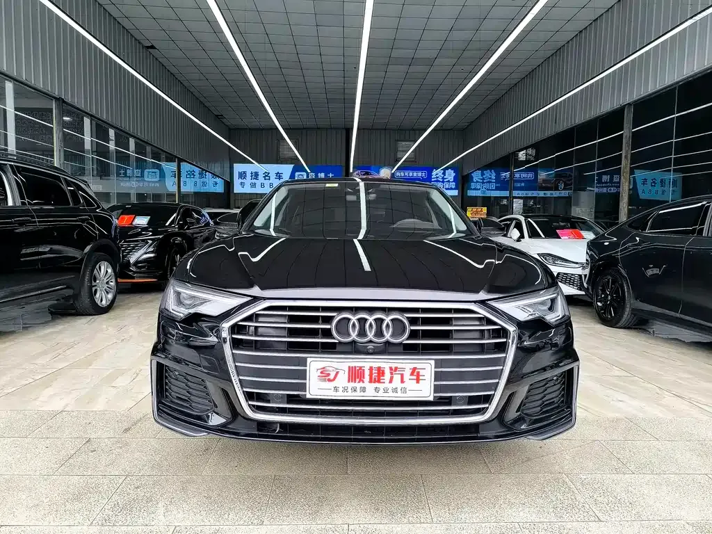 Audi A6L 2021 из CN, фото 8