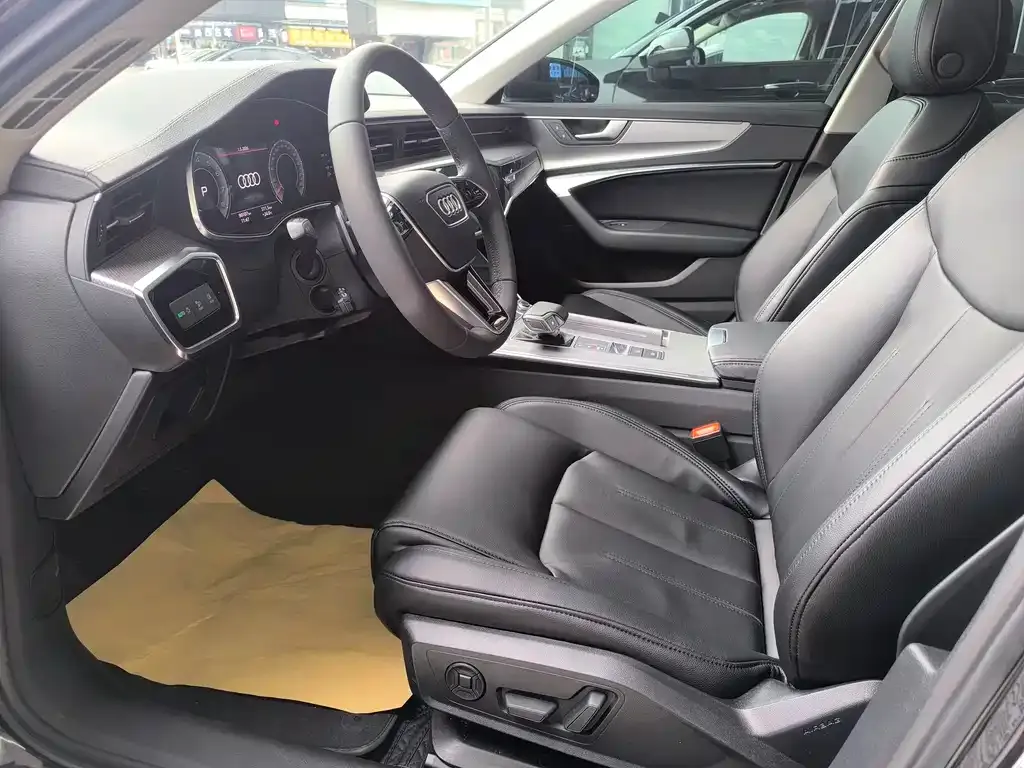 Audi A6L 2021 из CN, фото 4