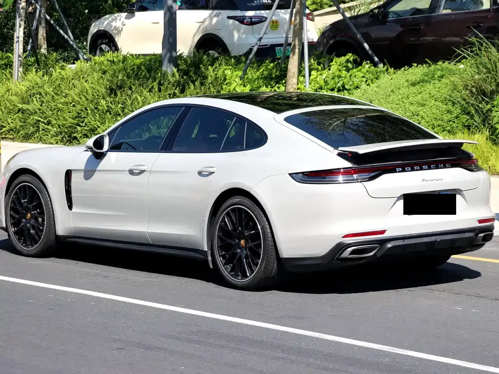 Porsche Panamera 2022 из CN, фото 7