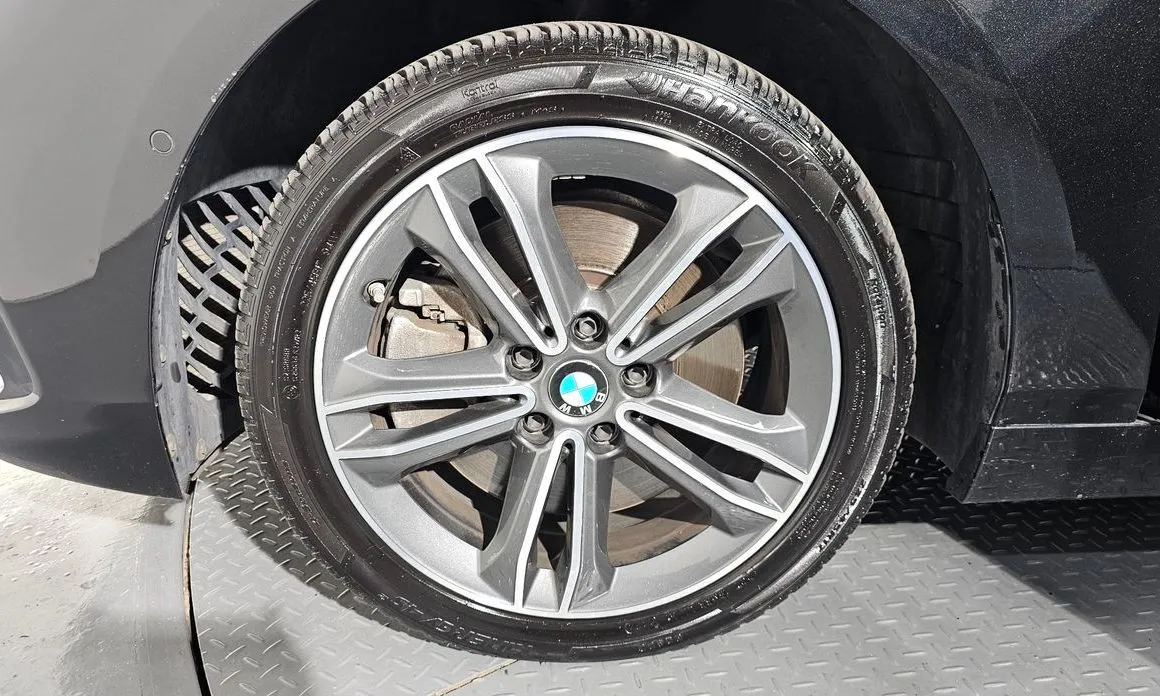 BMW 1-Series 2023 из KR, фото 10