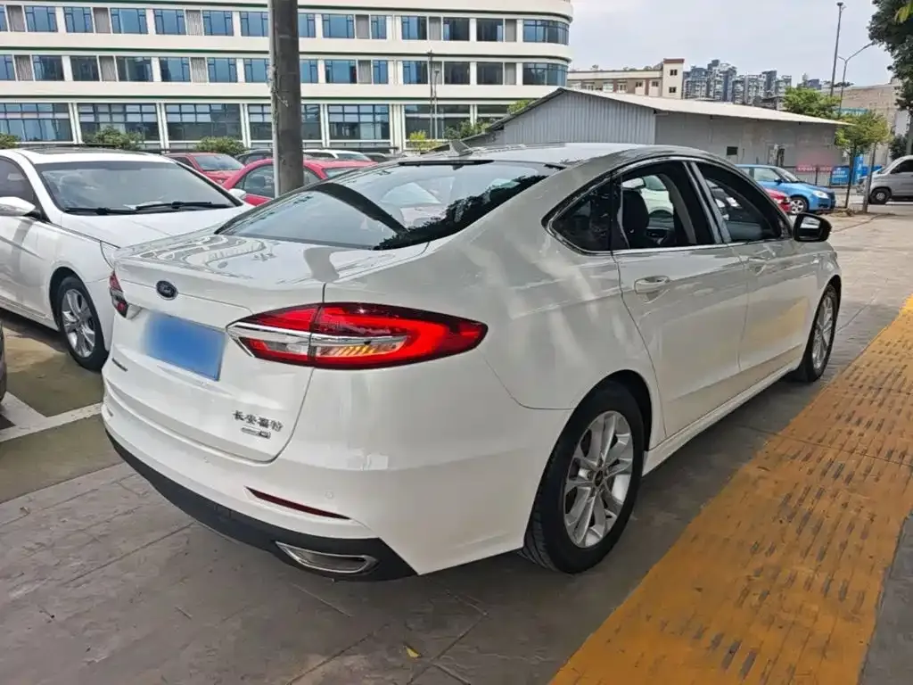 Ford Mondeo 2021 из CN, фото 7