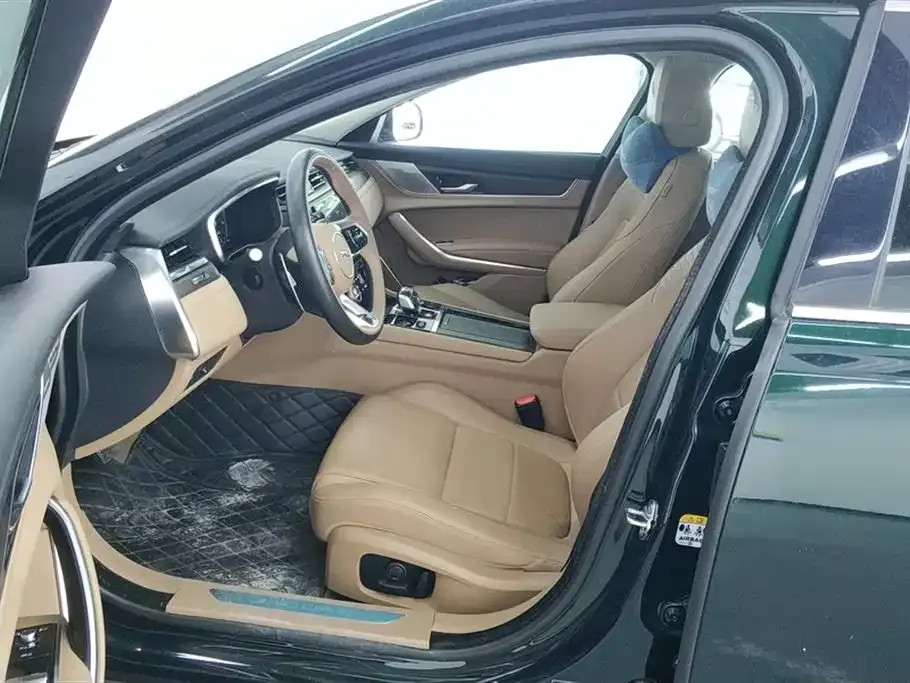 Jaguar XFL 2024 из CN, фото 7