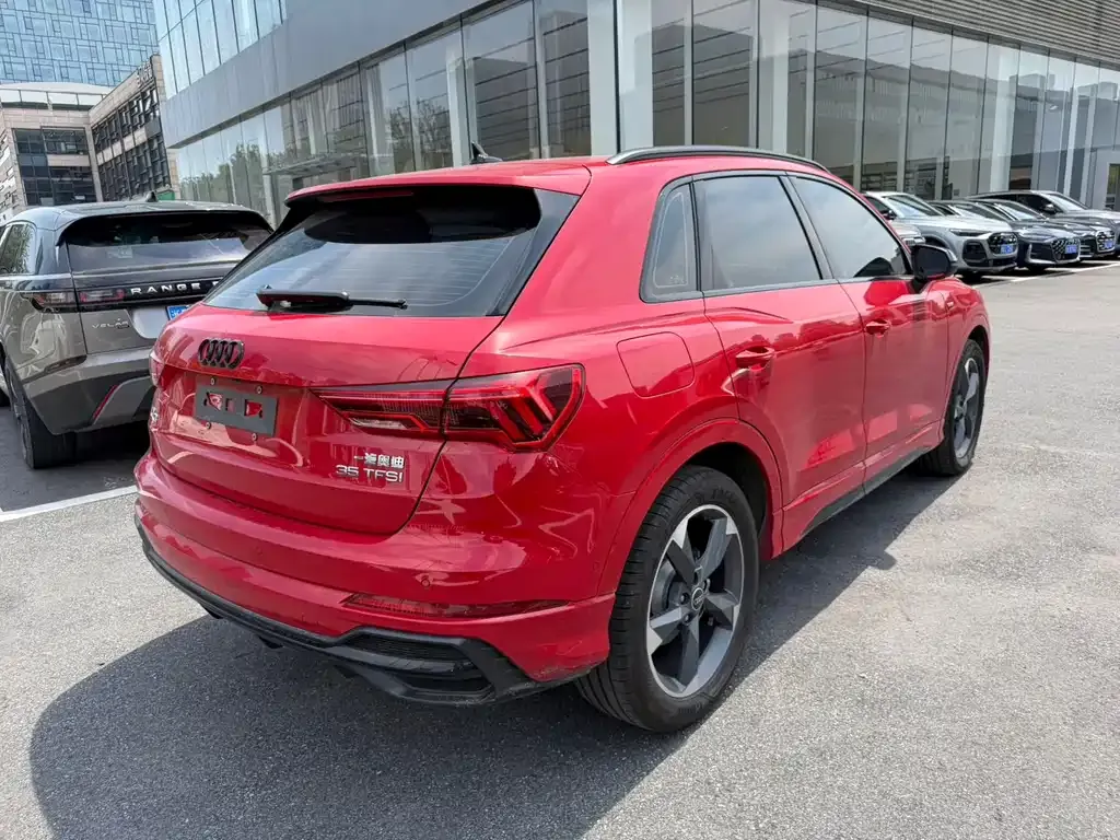 Audi Q3 — фото 6